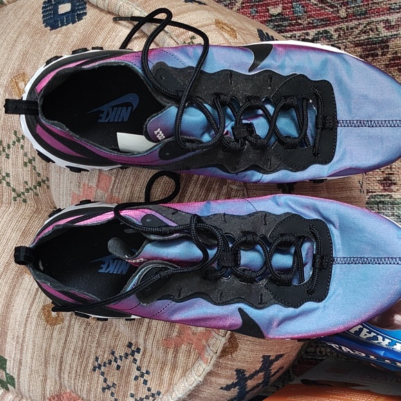 Nike sunset purple react shoes - Picture 2 of 4